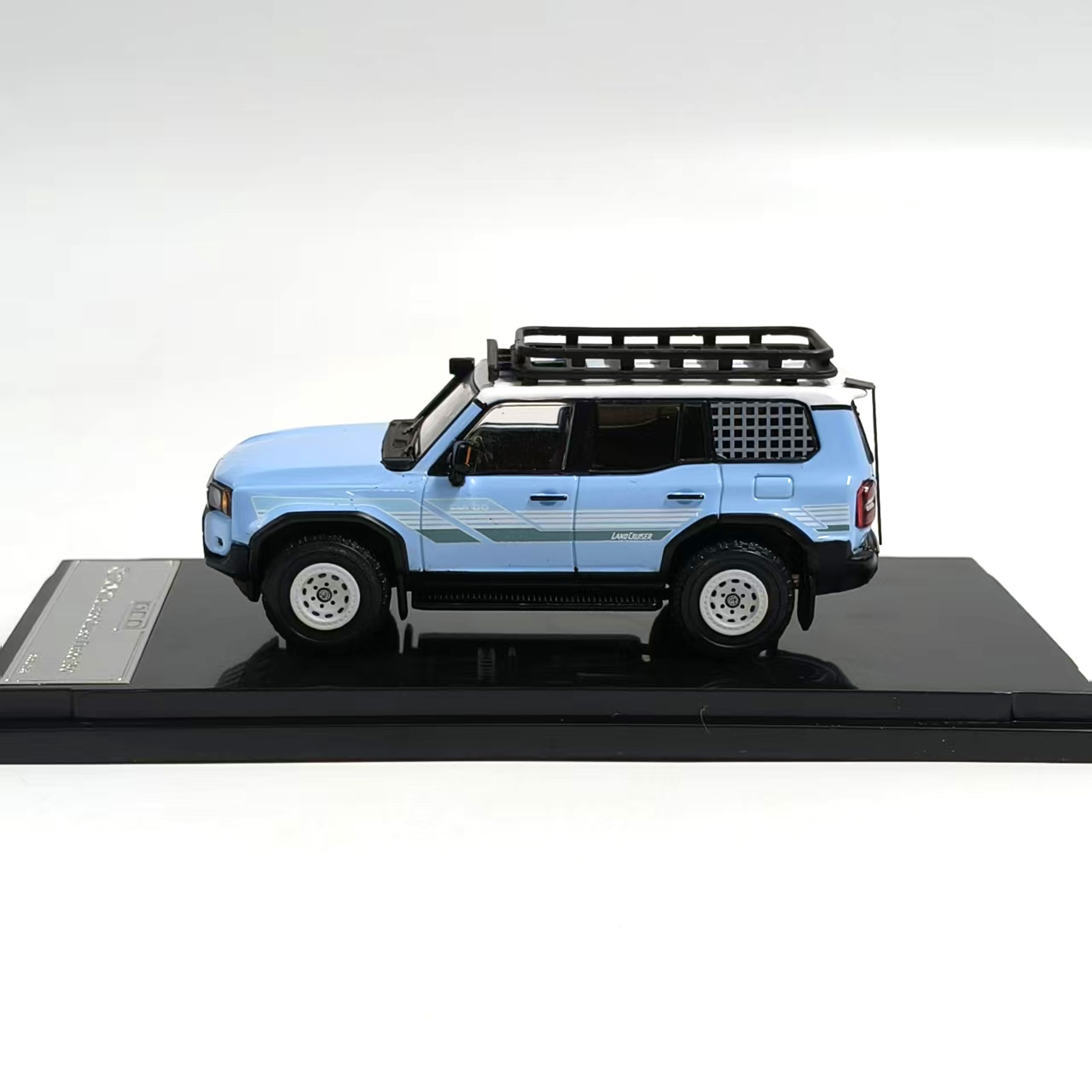 Döküm DCM 1:64 Ölçekli LC250 V - Vintage Collectibles incelemesi ve fiyatı